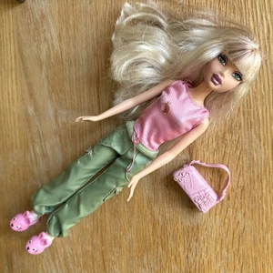 Barbie My Scene Delancey - I love my friends HTF doll w/bunny slippers A7 - Picture 1 of 23