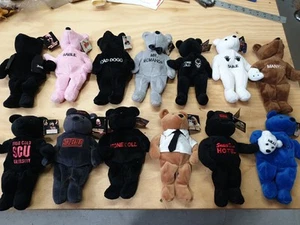 Set di 13 Beanie Bears WWF Attitude 1998-99, WWE NOS - Foto 1 di 15