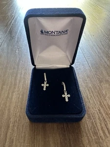 NWT Montana Silversmith ER Simple Crystal Cross Earrings  - Picture 1 of 3