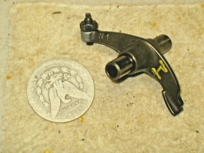 Brazo basculante y eje válvula de admisión 70 Honda CT90 K2 CT Trail 90 Foto 1 de 4