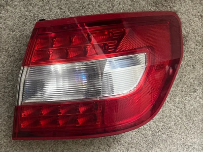 Lincoln MKZ Zephyr 2006 2007 2008 2009 pasajero derecho luz trasera exterior Foto 1 de 4