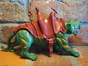 Vintage 1983 He-Man Battle Cat Saddle Armor Masters Of The Universe MOTU Cringer - Picture 1 of 16