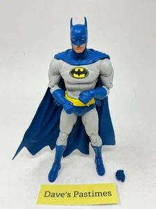 Figura de acción McFarlane DC Multiverse Knightfall Batman traje azul 7" D1 - Imagen 1 de 4