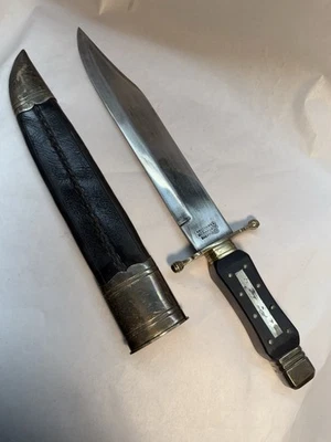 Cuchillo Bowie Southern & Richardson con funda decorada Sheffield Inglaterra años 1850’s Foto 1 de 4