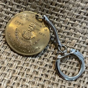 Vintage 1931 J. W. Gitt Co Hanover PA Stamps Advertising Token Coin Keychain - Picture 1 of 5