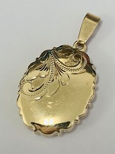 PRETTY 9CT YELLOW GOLD OVAL ENGRAVED LOCKET FOR PHOTOS PENDANT