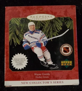 WAYNE GRETZKY - New York Rangers NHL / 1997 Hallmark Keepsake Ornament - QXI6275 - Picture 1 of 2