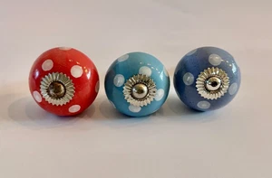 Möbelknopf Porzellan Möbelknöpfe Keramik Möbelknäufe Knauf rund gepunktet, weiß - Bild 1 von 5