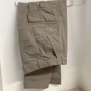 Tru Spec taktische Herrenhose Größe 30-32 normal khaki Cargo Polizei Militär neu ohne Etikett - Bild 1 von 16