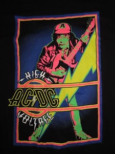 2019 ANGUS YOUNG of AC / DC Concert Tour (XL) FLORESCENT T-Shirt - Picture 1 of 2