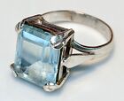 Ring Gold 18 Carat - Topaz 0 3/8x0 1/2in - 0.2oz