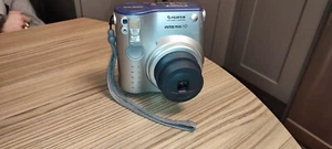 Fujifilm Instax MINI 10 - Instant Camera - Picture 1 of 14