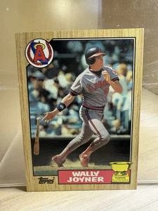 Wally Joyner Angels Rookie #80 - Topps casi nuevo-como nuevo 1987 - Imagen 1 de 2