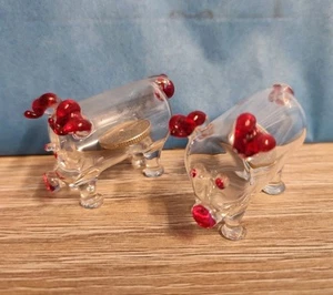 2x Vintage Glass Lucky Pigs Figurines with 5p - Picture 1 of 9