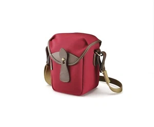 New Billingham 72 Camera Bag (Burgundy Canvas / Chocolate Leather) #35096 - Picture 1 of 11