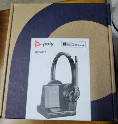 Plantronics Savi 8220-M Wireless 3-in-1 Phone Headset - Microsoft Skype W8220-M - Image 1 of 4