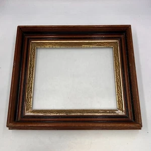 ANTIQUE WALNUT PICTURE PORTRAIT FRAME, 8 x 10 GOLD ACCENT *NO GLASS HAS WEAR* - Picture 1 of 16