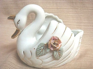 Vintage Porcelain SWAN Mini Planter / Trinket Holder - Picture 1 of 7