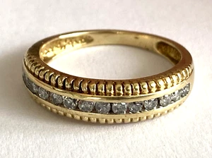 Stamped DLC 10K Yellow Gold 1/4 Natural Round Diamond Ladies Ring Band Size 4.75 - Picture 1 of 13
