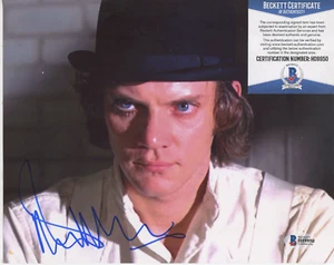 MALCOLM McDOWELL of CLOCKWORK ORANGE HAND SIGNED 8X10 COLOR PHOTO "BECKETT COA" - Picture 1 of 1