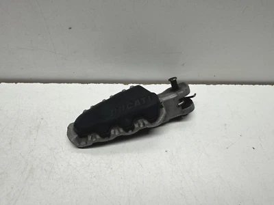 Pie delantero izquierdo Ducati Multistrada 1200 S 2013 Foto 1 de 4