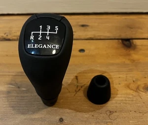 MERCEDES BENZ W201 W202 W203 W204 W210 W211 W163 ELEGANCE 5 Speed GEAR KNOB - Picture 1 of 2