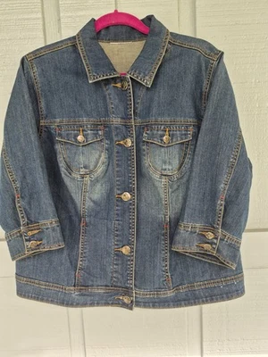 Fashion Bug Blue Denim Jacket Women's Size M/L Cotton Button 3/4 Sleeve  - Image 1 of 4