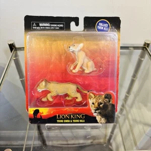 Walt Disney Lion King YOUNG SIMBA NALA LION TOY FIGURE SET NEW - Picture 1 of 7