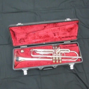 YAMAHA YTR-2320ES Trumpet Yellow Brass Bell Silver Plated Used with Case - Picture 1 of 7