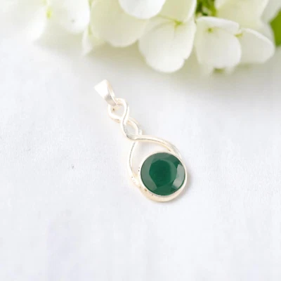 Colgante de plata de ley 925 con piedras preciosas de ónix verde de 1,13" joyería para regalo Foto 1 de 4