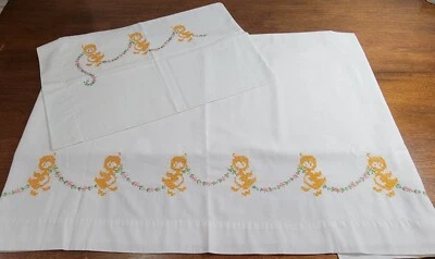 Vintage Embroidered Cross Stitch Baby Youth Flat Sheet & Pillowcase Yellow Ducks - Image 1 of 4