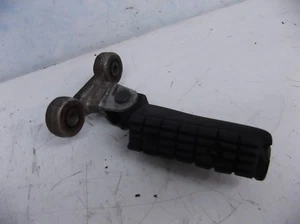 Reposapiés y percha delantera derecha Yamaha SRX600 1986 - Imagen 1 de 1