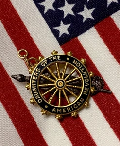 Daughters Of The American Revolution Member Insignia Pin Pendant JE Caldwell (1) - Picture 1 of 3