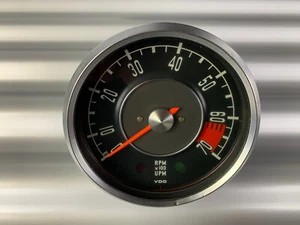 Velociómetro, cuadro de instrumentos, cristal GT 1300, 1600 - Imagen 1 de 5