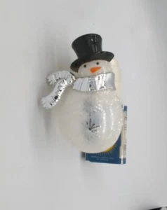 New BATH and BODY WORKS Wallflowers SNOWFLAKE SNOWMAN NIGHTLIGHT Plug In - Picture 1 of 4
