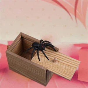 Spinne Maus Eidechse Überraschung Kiste Scherz Lustig Schrecken Gag Geschenk Toy - Bild 1 von 1