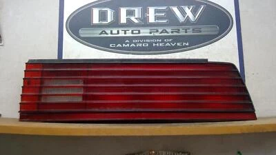 CONJUNTO DE LANTERNA TRASEIRA PONTIAC FIREBIRD direita 82 83 84 85 RH LÂMPADA TRASEIRA TRANS AM TA - Imagem 1 de 2