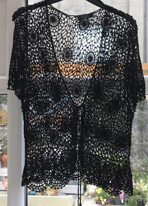 BM - Ladies Size Large - Pretty black Short Sleeved Lacey Waistcoat. 💕💕 - Picture 1 of 8