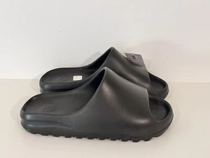 NEW ✅Yeezy Slide Onyx Size 10 Men’s • New NON TEXTURED Without Box