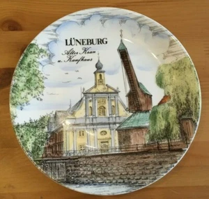 ROYAL PORZELLAN - BAVARIA WEST GERMANY - LUNEBURG DECORATIVE PLATE (20cm) - Picture 1 of 3