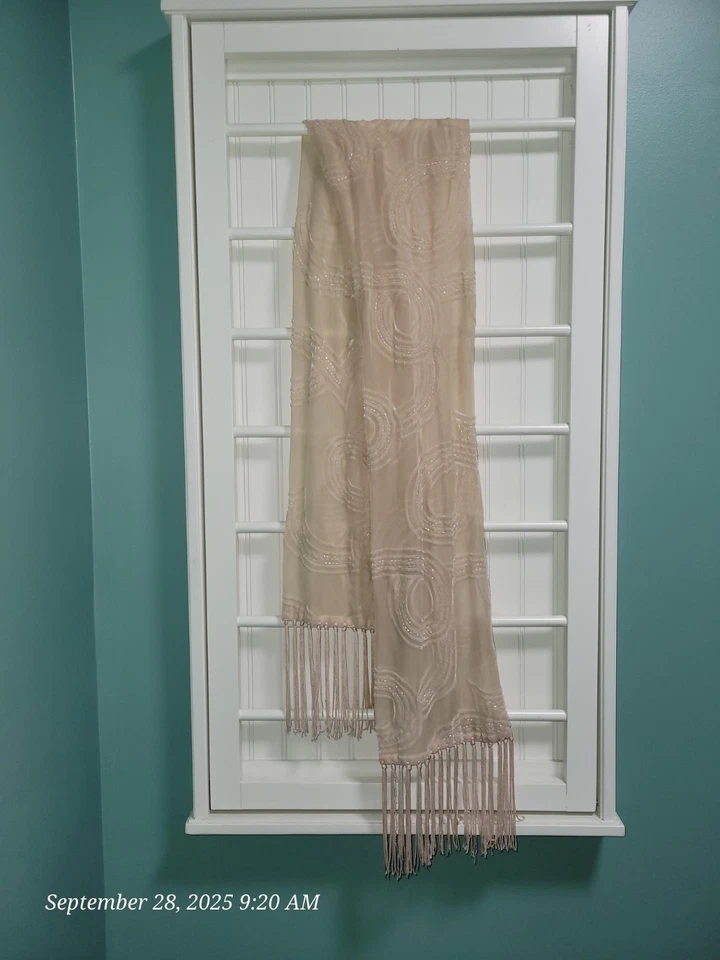 Bufanda Cejon Light con cuentas de melocotón con flecos Foto 1 de 4