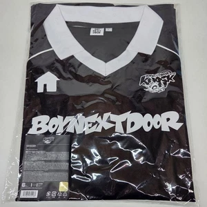 Boynextdoor Uniform Größe L - Bild 1 von 1