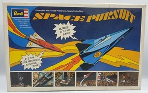 SPACE: PIRATE & POLICE SPACE PERSUIT REVELL KIT MODELO HECHO EN 1968 (MLFP) - Imagen 1 de 11