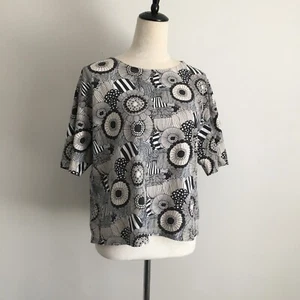 UNIQLO X MARIMEKKO Black White Beige Floral Print Shirt Womens sz Small/Medium - Picture 1 of 8