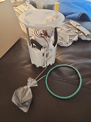 Conjunto de bomba de combustível para Ford Fusion MKZ 2013-2020 L4 1.5L 1.6L 2.0L DG9Z9H307Y - Imagem 1 de 4