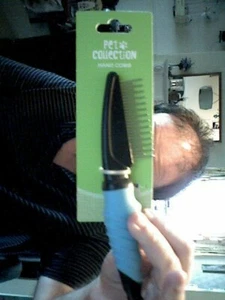 PET COLLECTION DOG HAND COMB BIRTHDAY CHRISTMAS CANINE GROOMING FREE UK POST - Picture 1 of 1