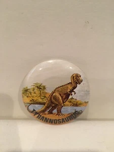 Vintage Tyrannosaurus Pinback Button Dinosaurier Pin Dino Button T-Rex  - Bild 1 von 3