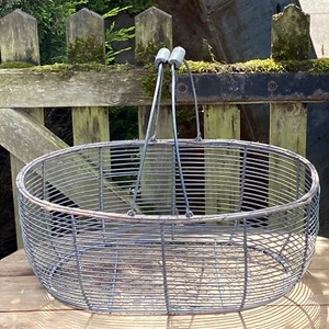 Large Vintage Wire Garden Basket - Picture 1 of 11