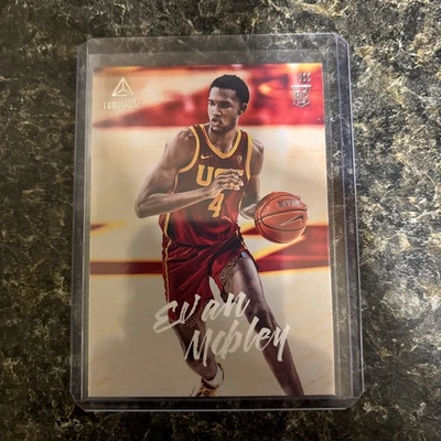 2021-22 Panini Chronicles Draft Picks - Luminance Evan Mobley #77 (RC) - Image 1 of 2