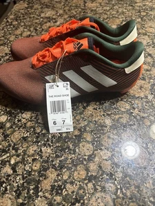 Zapato Adidas The Road para hombre talla 6 / Mujer 7 - Imagen 1 de 6